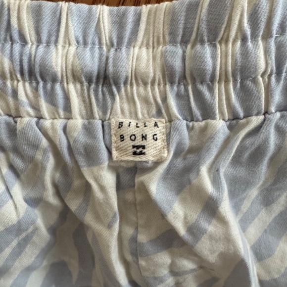 Billabong Road Trippin Shorts - Picture 4 of 7